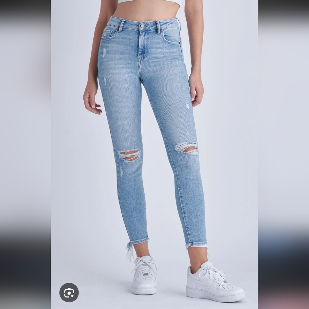 Hidden High Rise Skinny Jeans 31